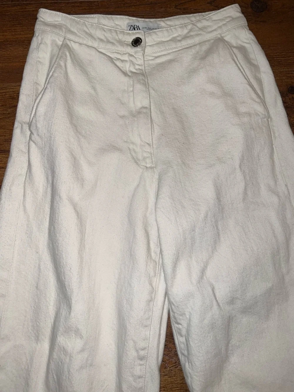 Zara Wide Leg Boho Ivory High Rise Casual Ankle Frayed Raw Hem Jeans Size 4 - Picture 4 of 8